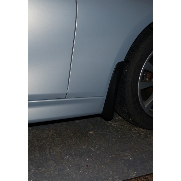 Set Aparatori Noroi  fata+spate Bmw  Seria 5 F11 Touring  2010-2016 cu sistem de prindere