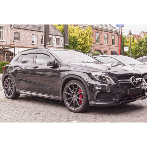 Set Paravanturi Mercedes GLA 2013-2020 fata spate cu contur Cromat Premium