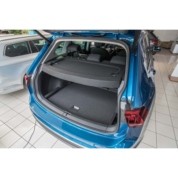 Rulou polita portbagaj VOLKSWAGEN TIGUAN I 5N 2007-2016 Cod OEM 5N0867769E