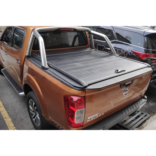 Închidere Benă Tip Rulou Manual NISSAN NAVARA NP300 2014+ 2024 Cabină Dublă, Negru Închidere Benă Tip Rulou Manual NISSAN NAVARA NP300 2014+ 2024 Cabină Dublă, Negru