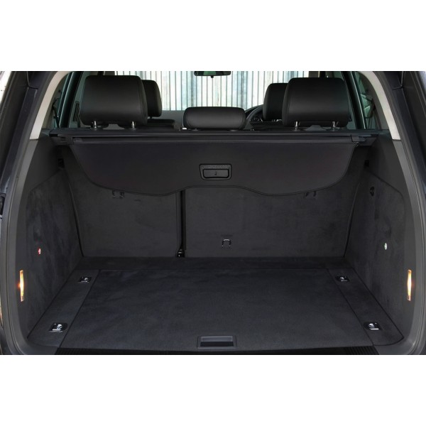 Rulou polita portbagaj VOLKSWAGEN TOUAREG I 7L 2003-2010 Cod OEM  7L6867773K