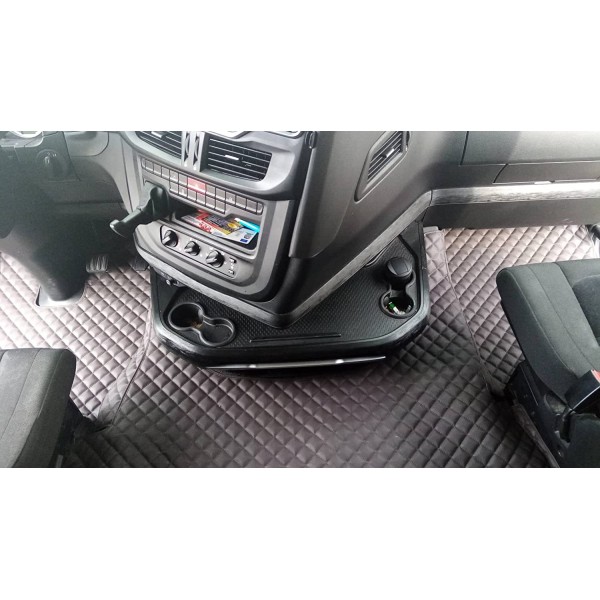 Covorase din Piele romb RENAULT T 2018 automat acopera toata podeaua cabinei culoare Visiniu Maro Coniac Editie Speciala